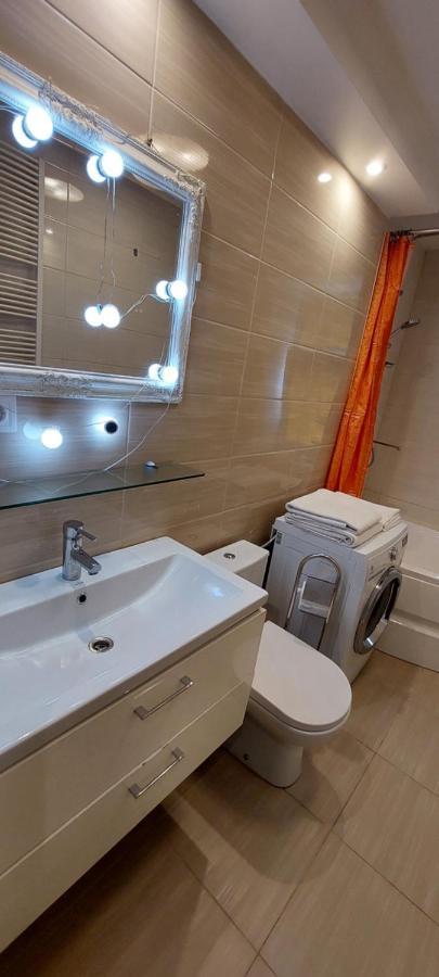 Parkcosylux Two Bedrooms Apart Free Parking Riga Exterior foto